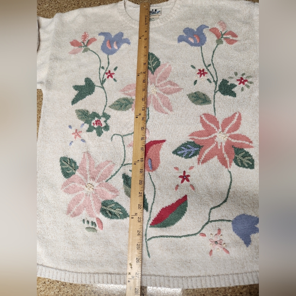 Northern Reflections Floral Sweater Size XL - Picture 8 of 9